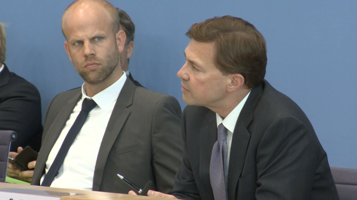 Germany: Orderly Brexit preferable, but Berlin prepares for no deal as well - spokesperson