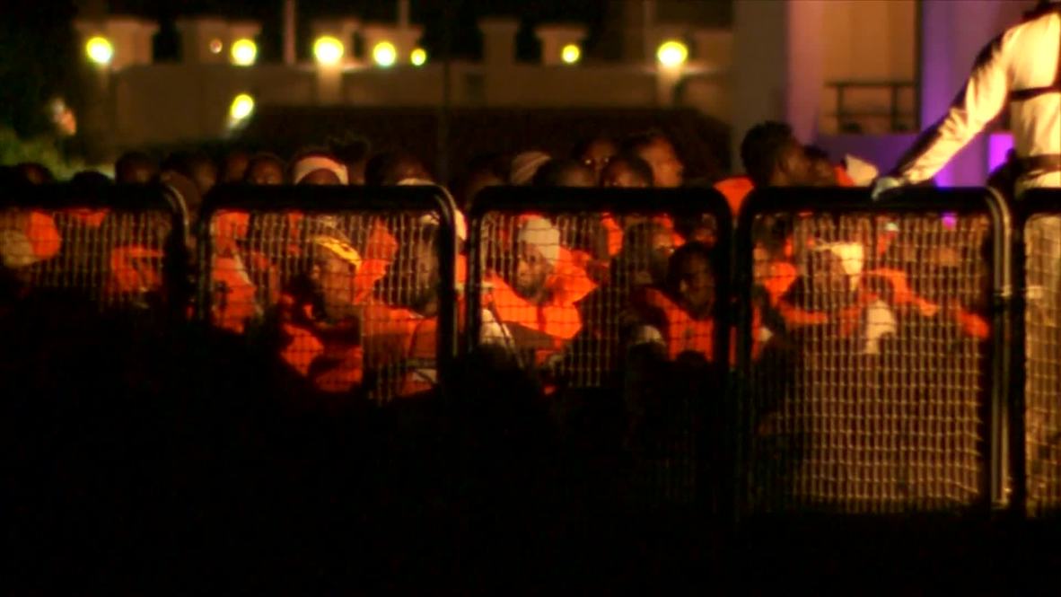 Malta: 356 migrantes del barco de rescate 'Ocean Viking' desembarcan en La Valeta
