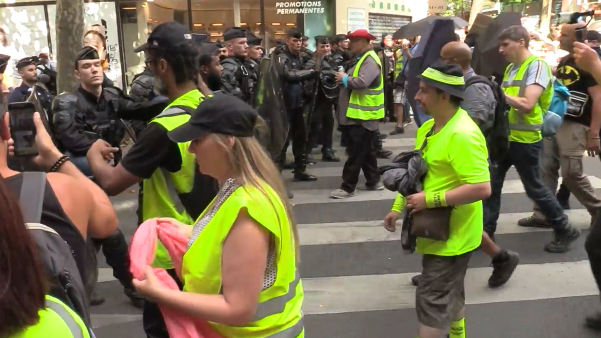 France: Yellow Vests march through Paris for 42nd straight week