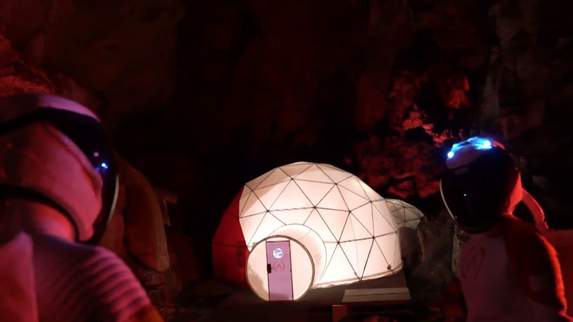 España: El proyecto 'Astroland' recrea dentro de una cueva la vida de los humanos en Marte