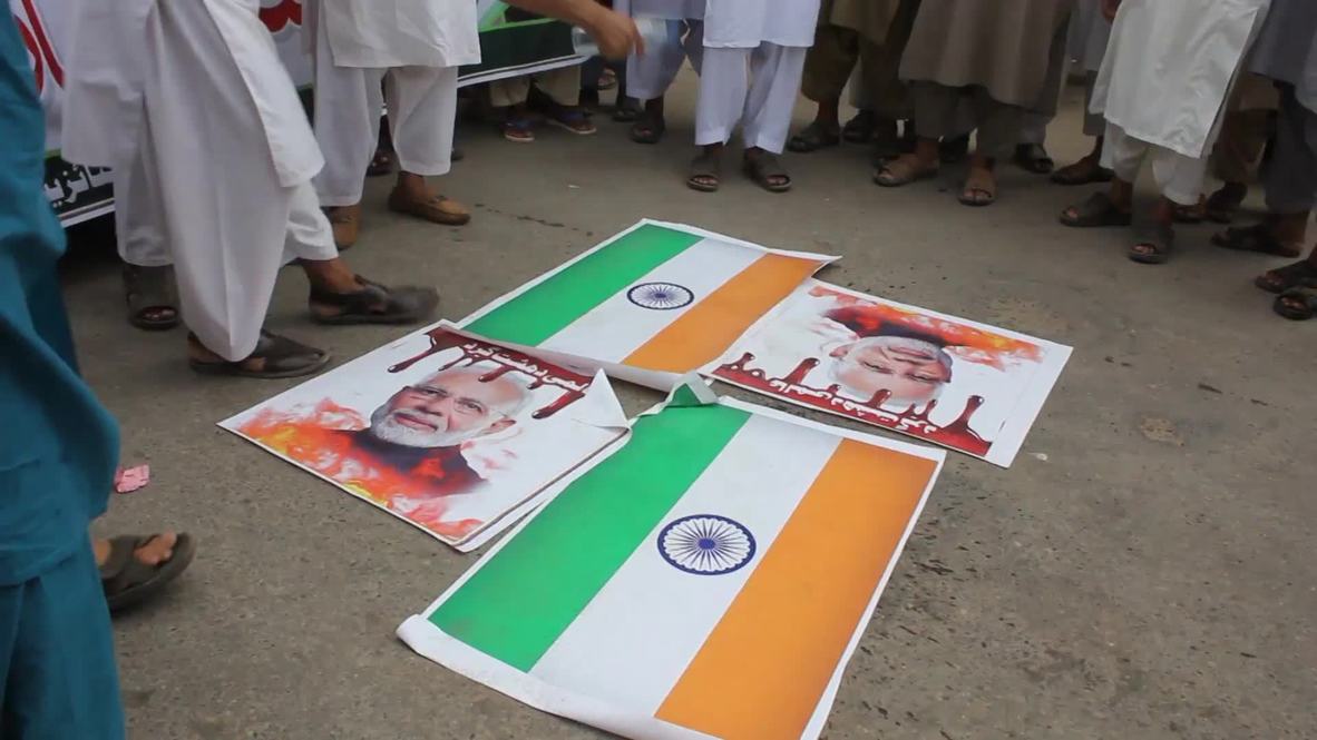 Pakistán: Cientos de personas protestan en Karachi en solidadridad con situación en Cachemira