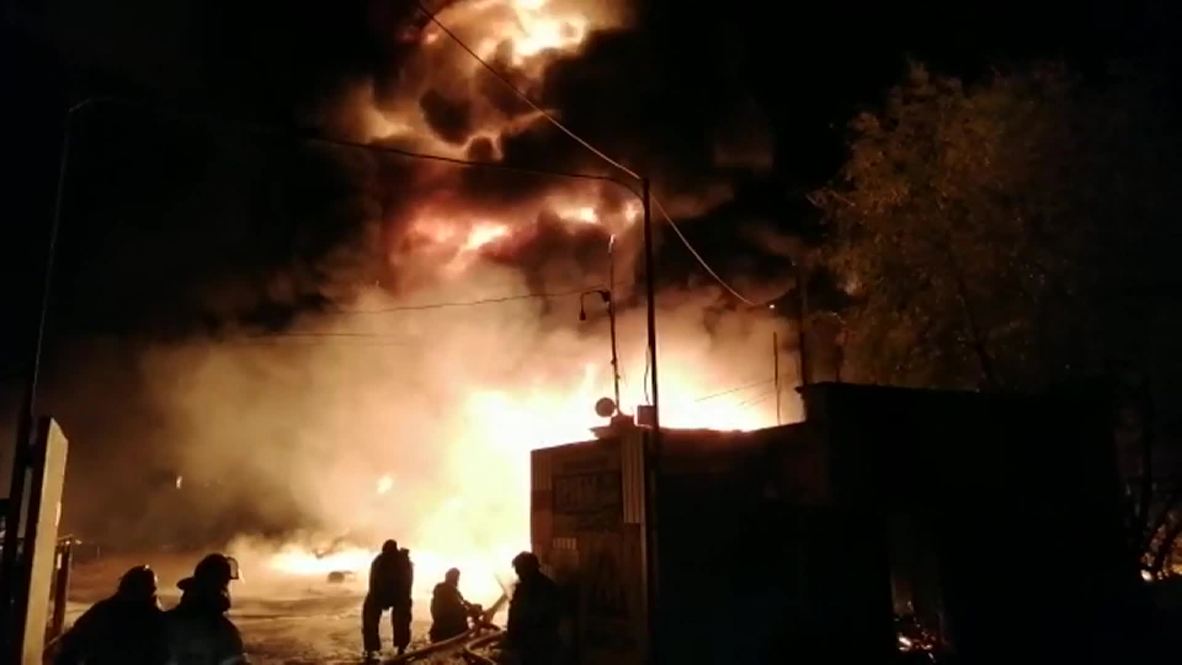 Россия: В Нижегородской области горит склад площадью пять тысяч "квадратов"