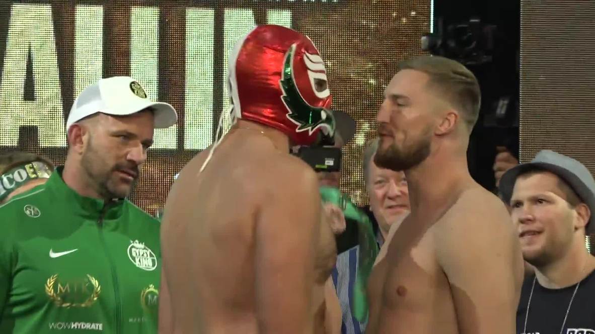 EE.UU.: Otto Wallin y Tyson Fury se enfrentan durante ceremonia de pesaje