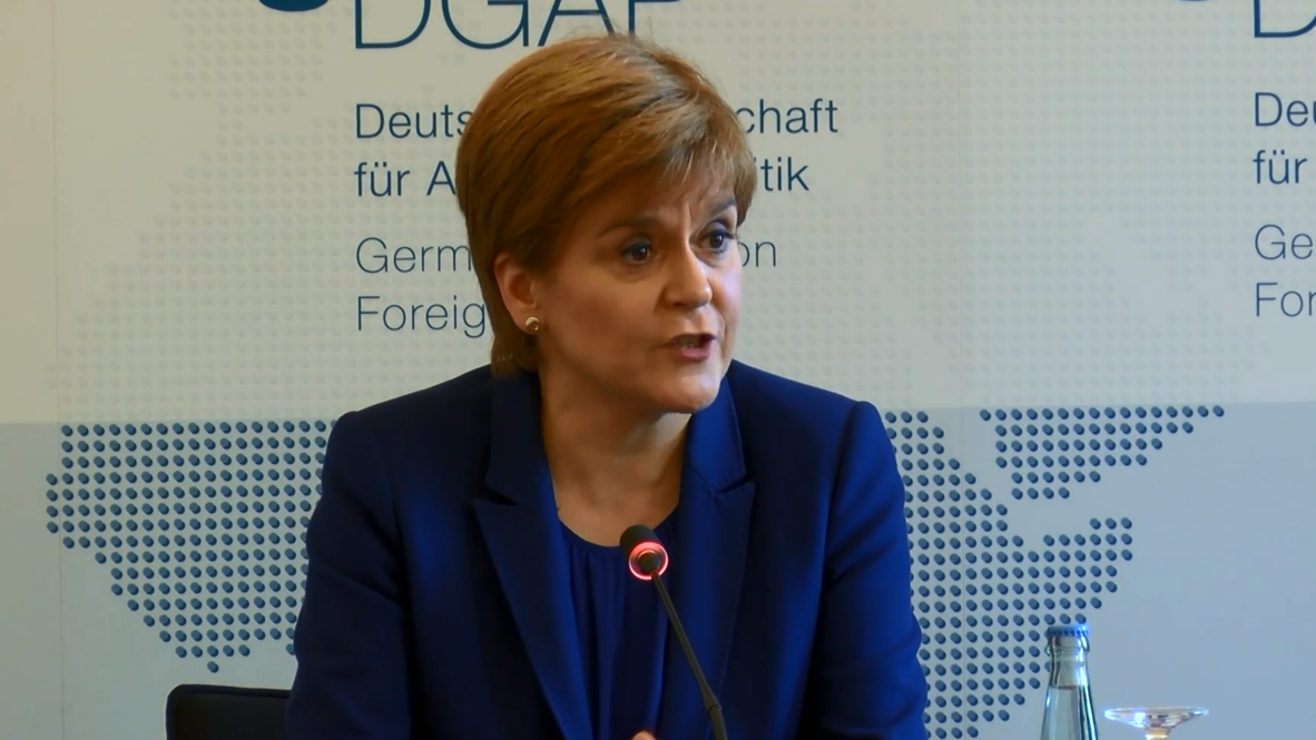 Germany: SNP leader Sturgeon vows to 'avert' no-deal Brexit on visit to Berlin