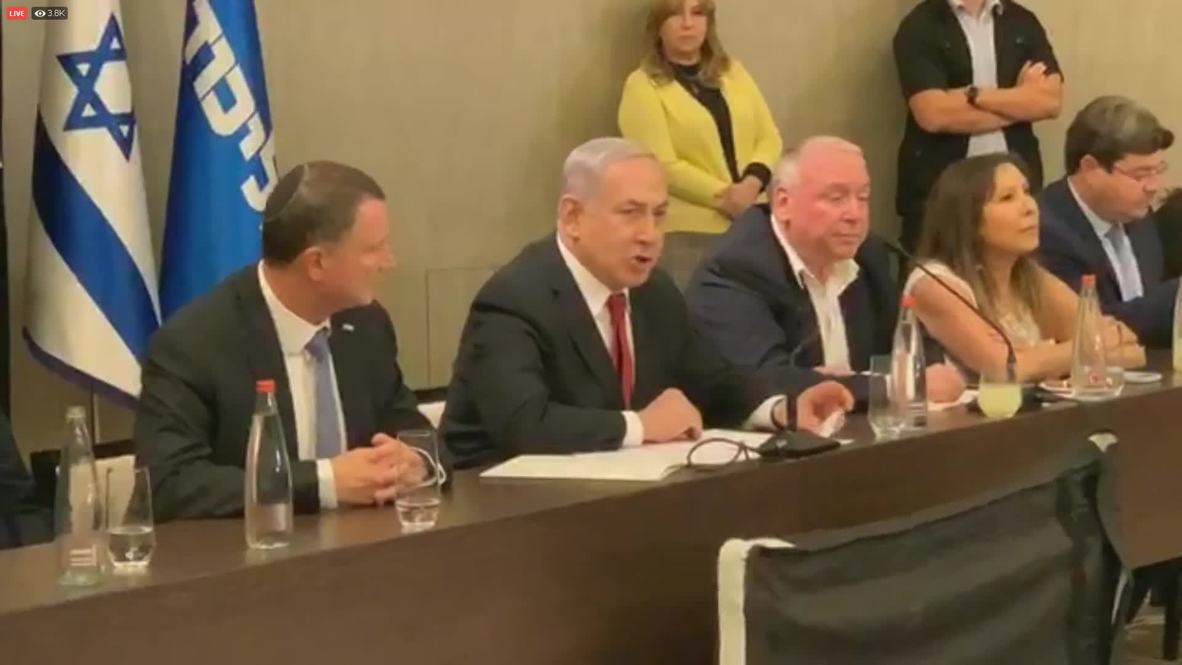Israel: Netanyahu says it's either a coalition led by him or a 'dangerous' govt.