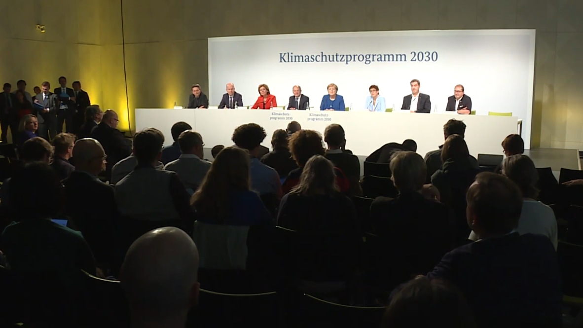 Germany: Merkel unveils government's multibillion climate protection plan