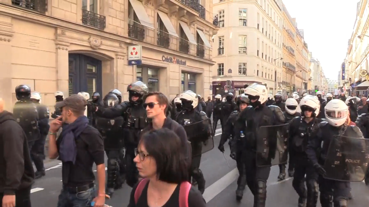 France: Tensions rise as 'Yellow Vests' march in Paris