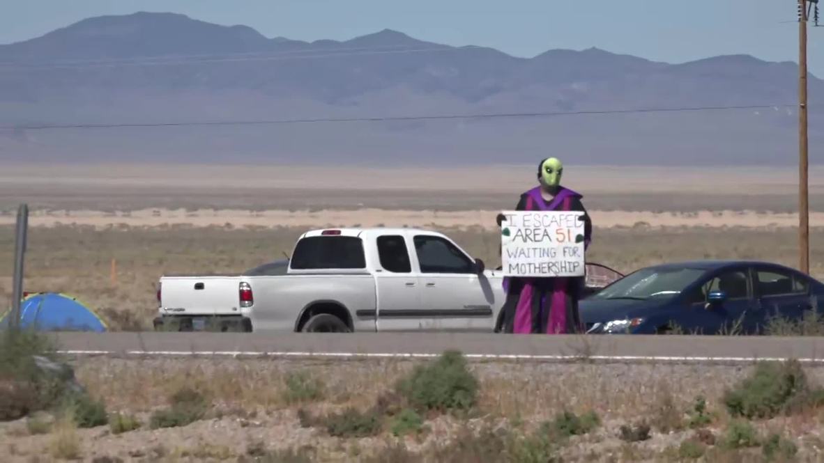 USA: UFO hunters converge on Area 51