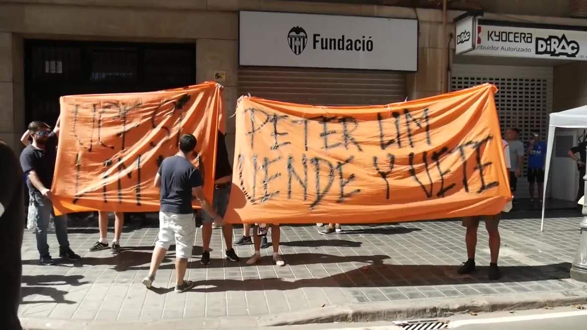 Spain: 'Peter Lim, sell and go!' - Valencia fans vent fury at club owner