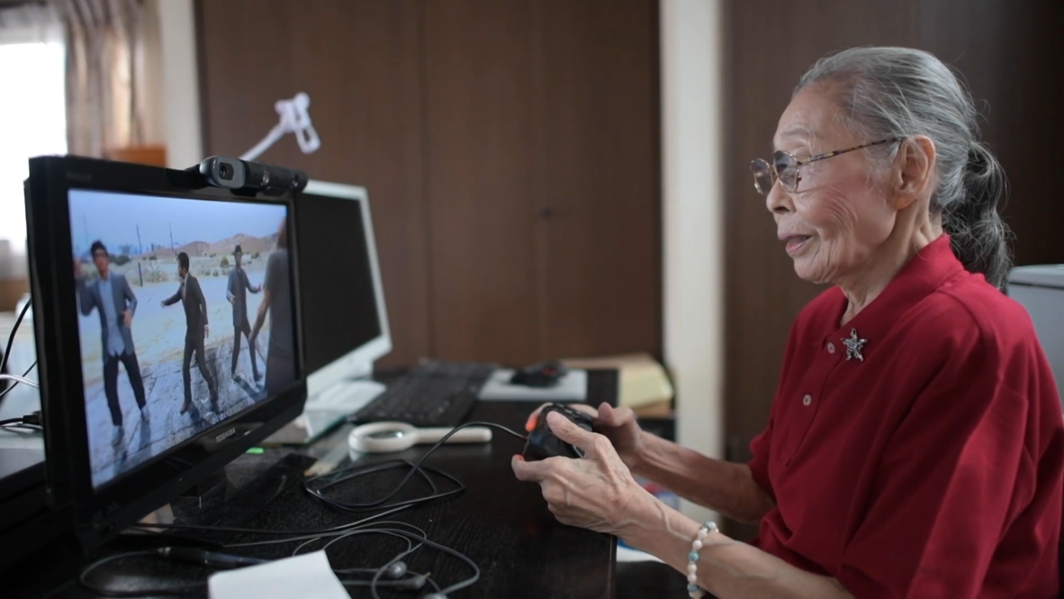 'Abuela Gamer' de Tokio mantiene su mente ágil gracias a los videojuegos