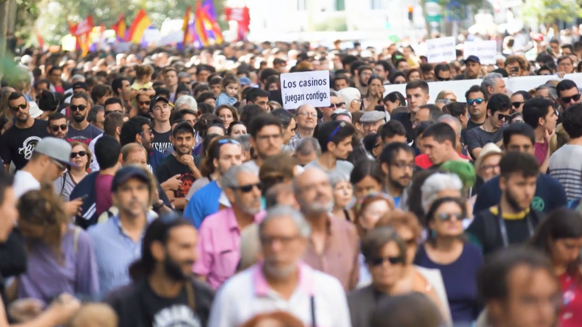 España: Miles toman las calles de Madrid en contra de las casas de apuestas
