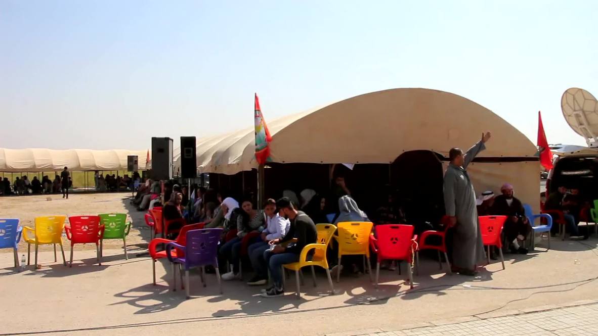 Siria: Residentes en Tal Abyad protestan contra la ofensiva militar turca