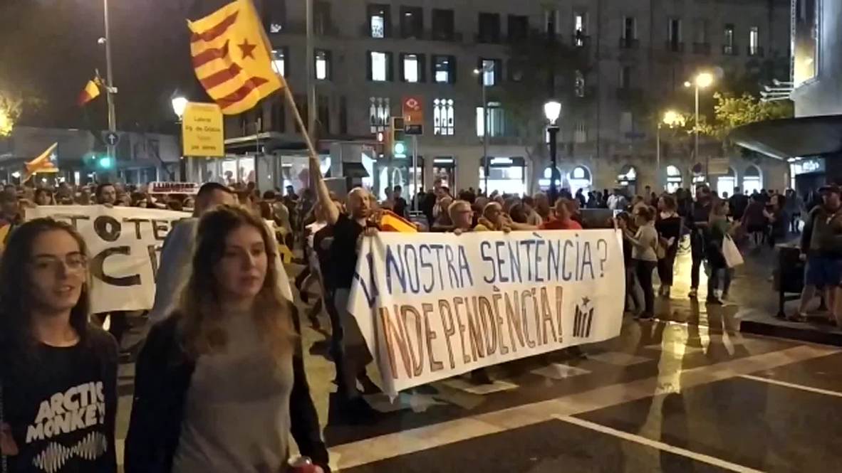 Spain: Thousands protest in Barcelona after Catalan leaders’ verdict announced