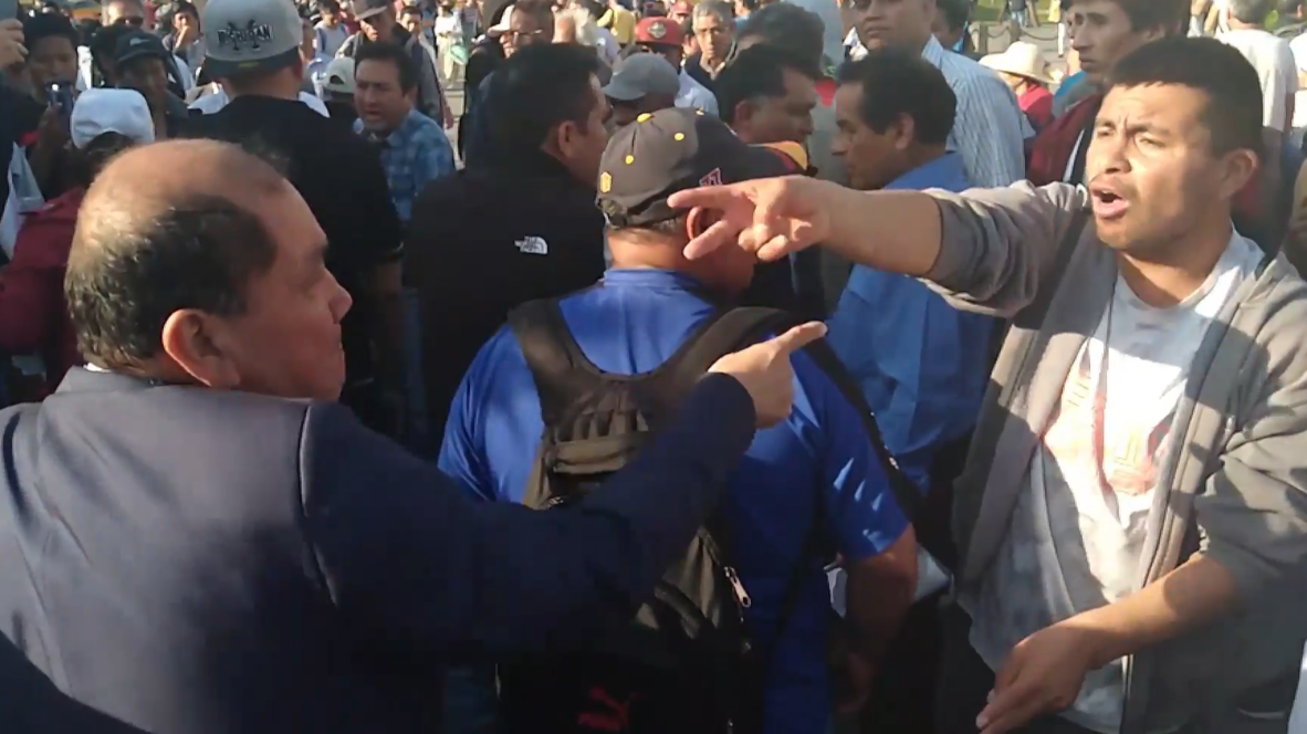 Perú: Protesta en Lima contra la disolución del Congreso