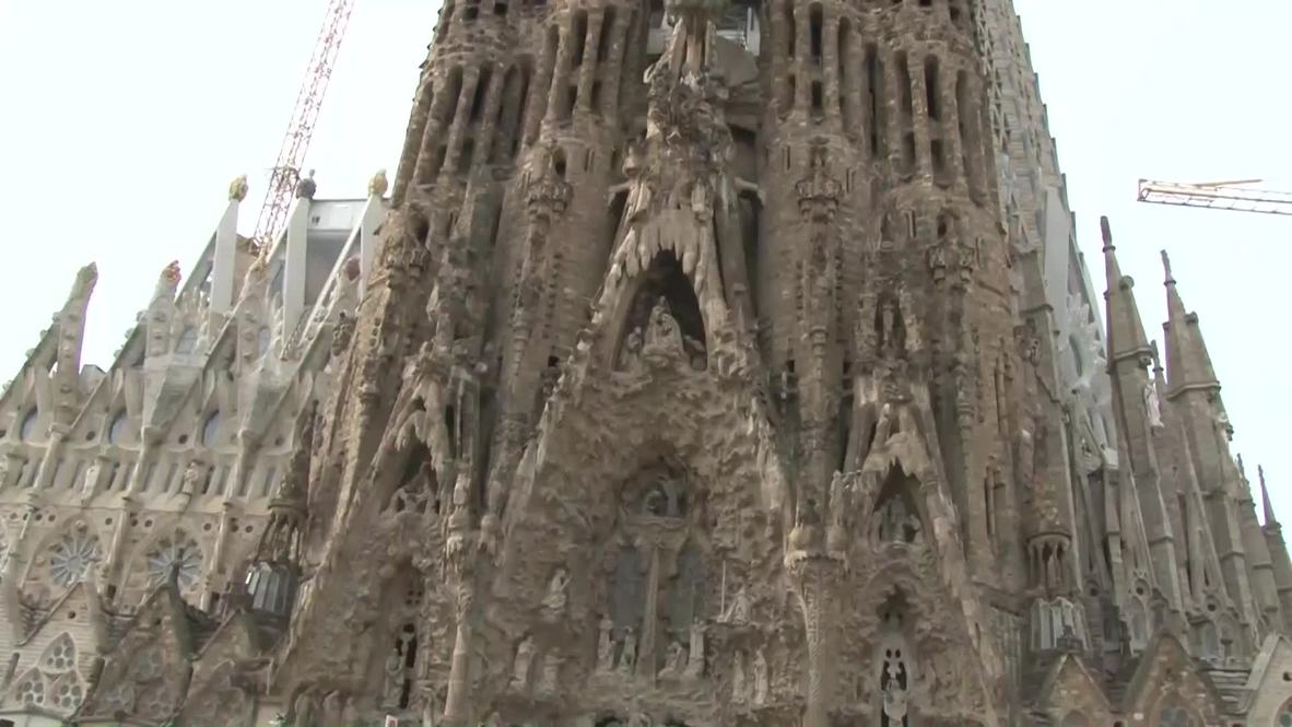 España: Cierran la Sagrada Familia por la presencia de manifestantes durante la huelga general en Cataluña