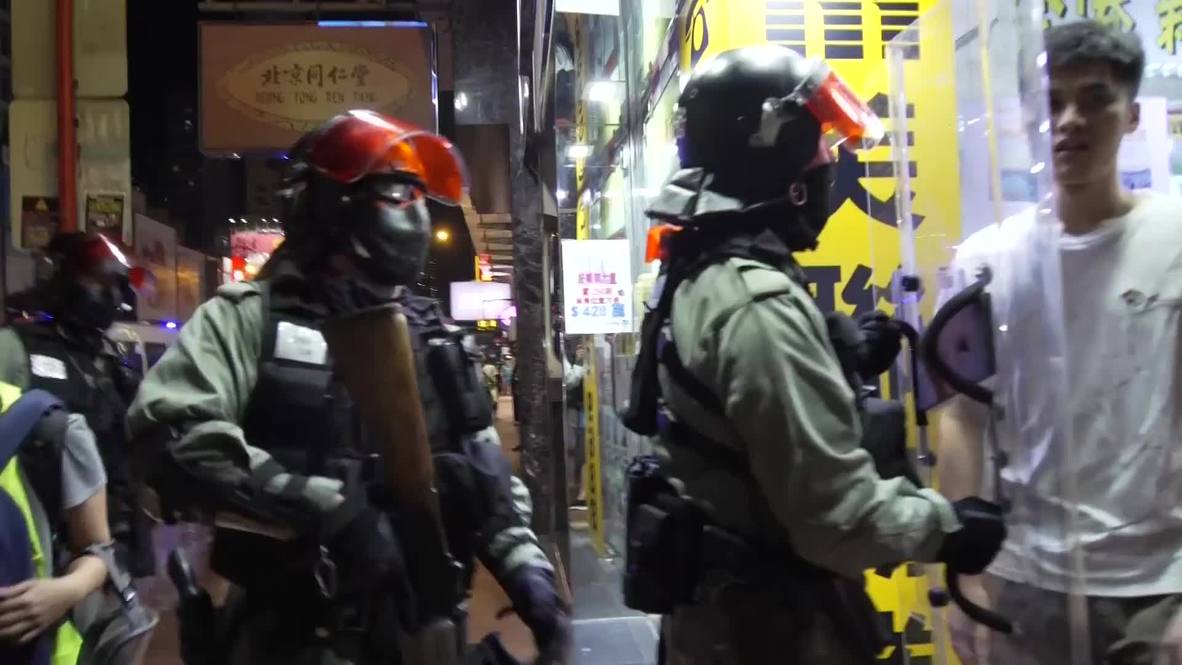 Hong Kong: Police disperse Yuen Long attack memorial sit-in