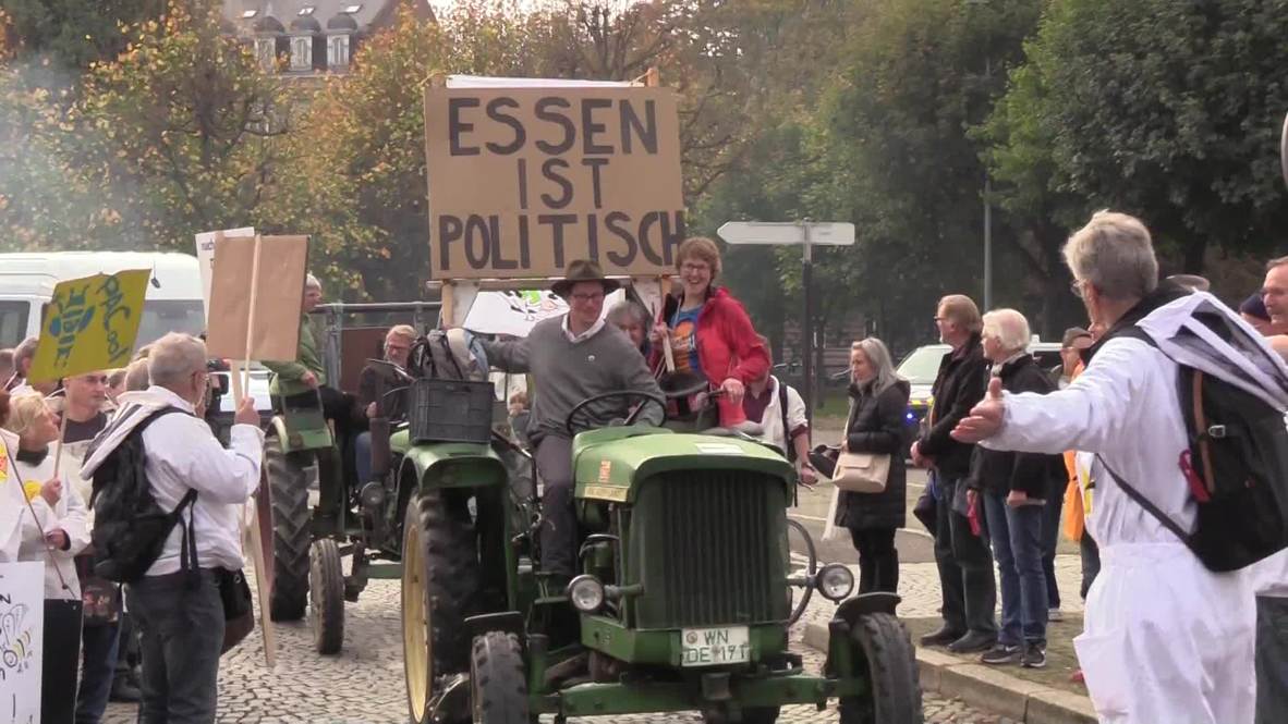 France: Farmers flood Strasbourg to protest agricultural reforms