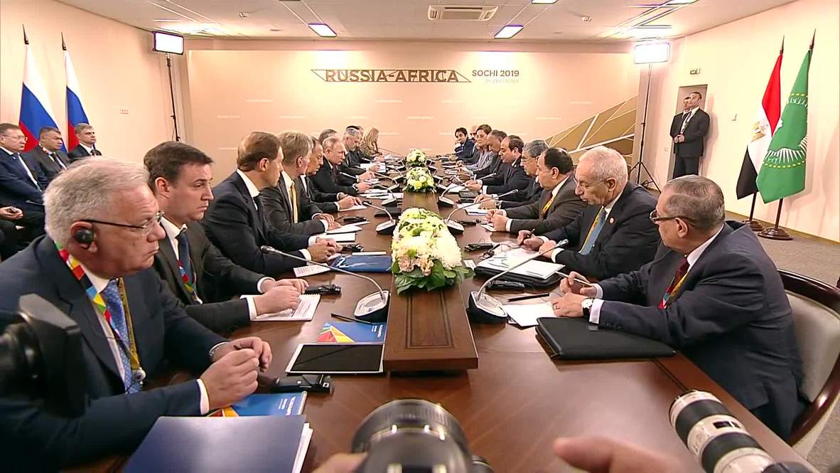 Россия: "Весьма успешно" – Путин о развитии двухсторонних отношений между Москвой и Каиром