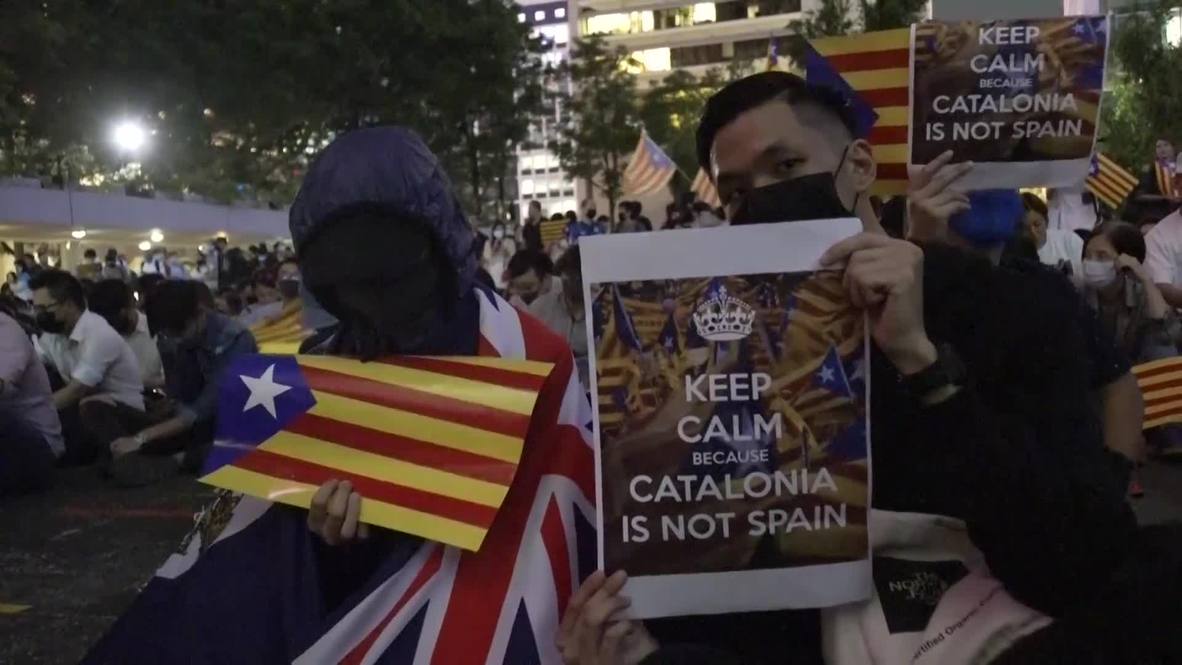 Hong Kong: Hundreds rally in solidarity with Catalan independence