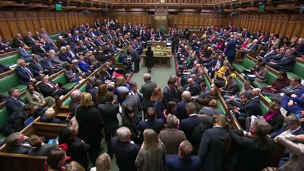 UK: MPs vote to allow amendments as Johnson pushes for December election