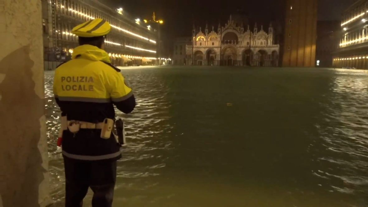 Italia: Venecia sufre su peor inundación en 50 años