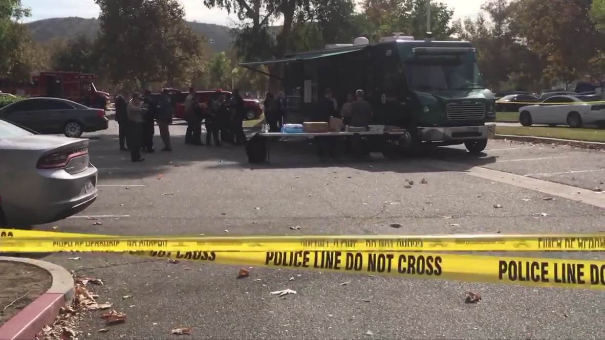 EE.UU.: Dos muertos y varios heridos en tiroteo en escuela de California