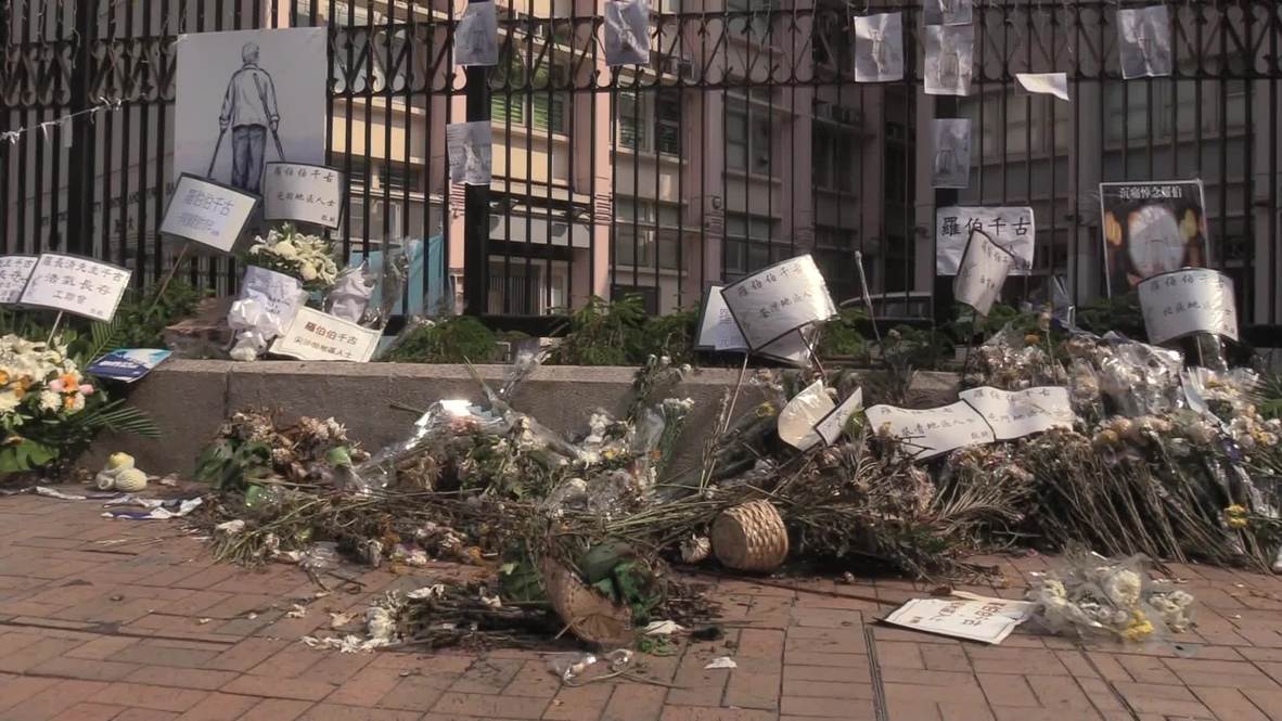 Hong Kong: Memorial de hombre fallecido durante disturbios sufre actos de vandalismo