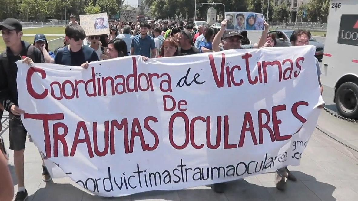 Chile: Heridos en los ojos durante ola de manifestaciones protestan frente al palacio de Gobierno