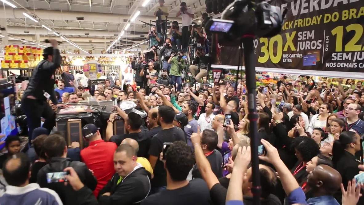 Consumers storm store as Black Friday kicks off in Sao Paulo
