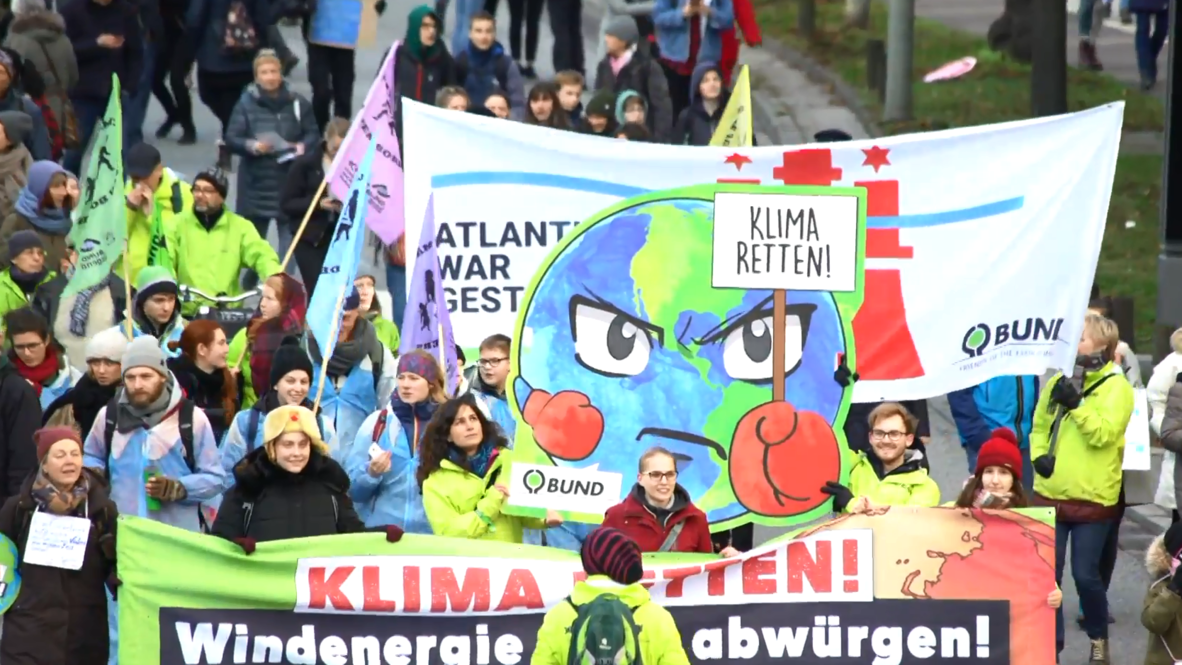 Germany: Tens of thousands demand climate justice at Hamburg rally
