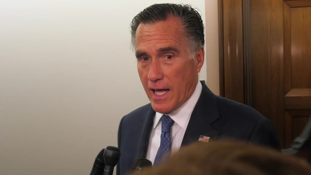 USA: Mitt Romney breaks with Republicans over Ukraine meddling in 2016 election
