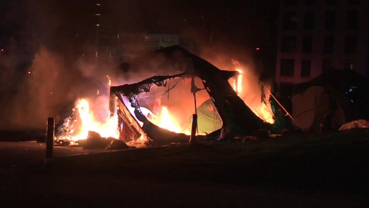 Lebanon: Beirut descends into chaos as anti-govt protests hit capital