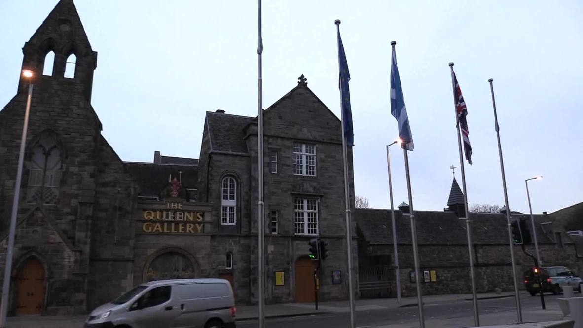 UK: 'I am seriously depressed about tomorrow' - Scots express mixed feelings about Brexit