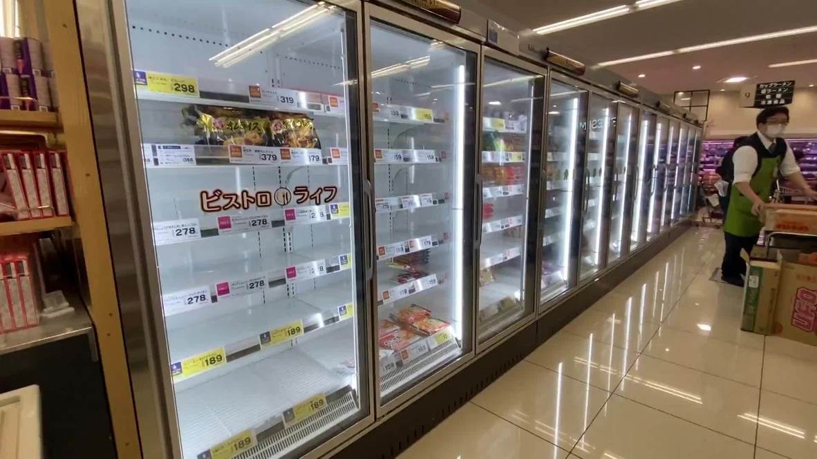 Japón: Residentes de Tokio se abastecen de comida después de que las autoridades les pidan quedarse en casa
