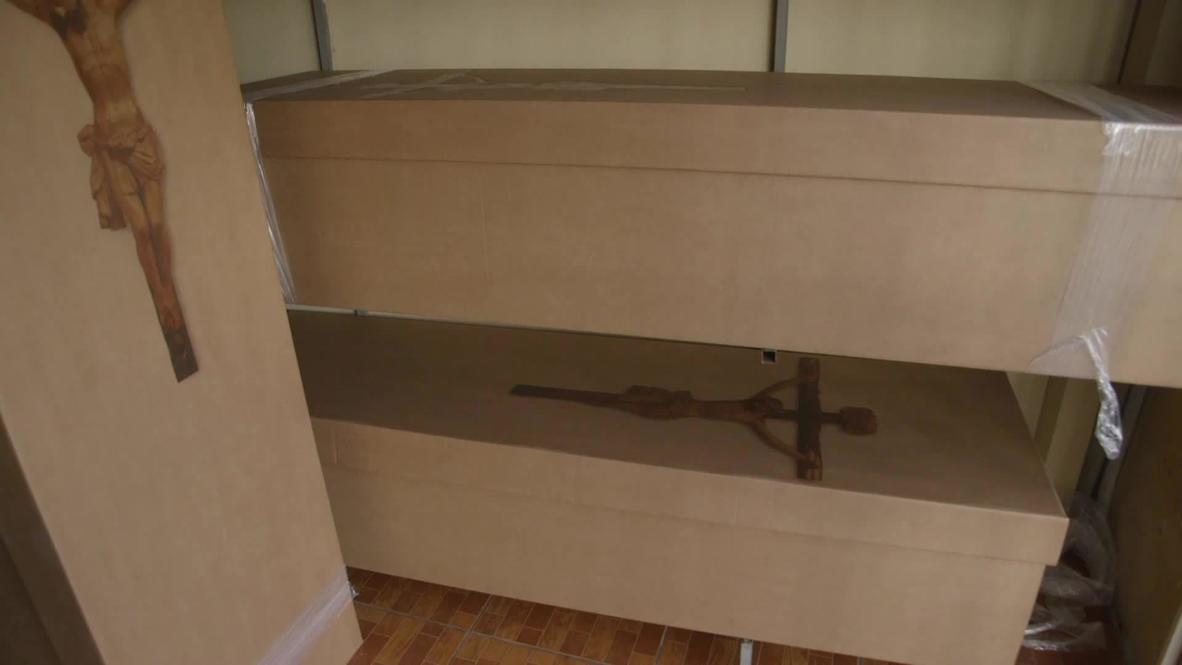Ecuador: Cardboard coffins distributed to Guayaquil residents amid overwhelmed mortuaries