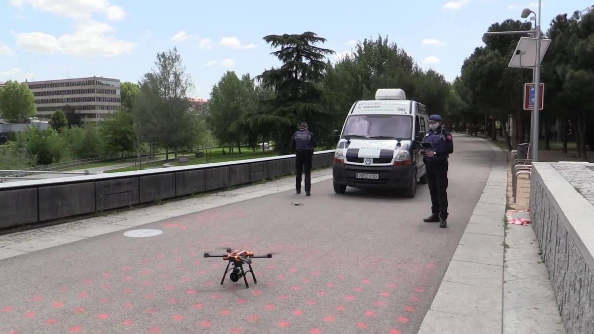 Spain: Police drones monitor Madrid park as children venture out for 1st time in 6 weeks