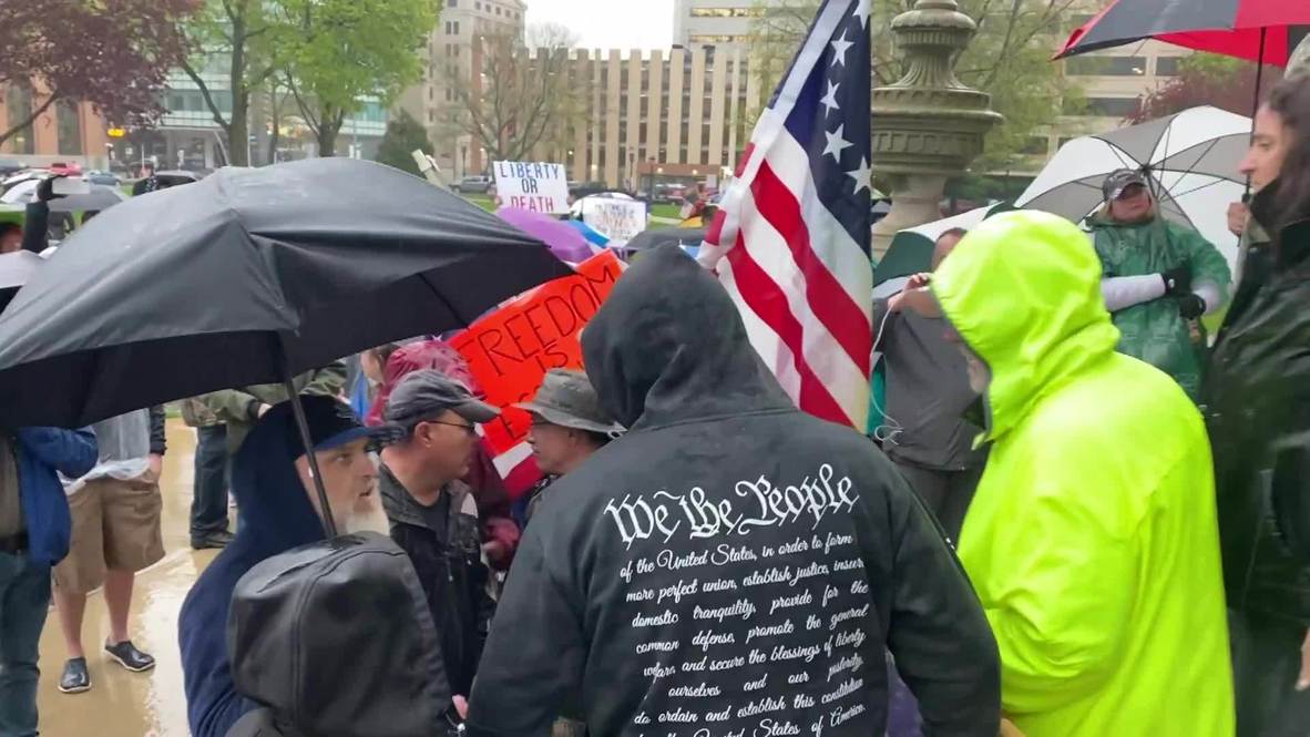 EE.UU.: Protesta contra el confinamiento en el Capitolio de Michigan acaba con disturbios