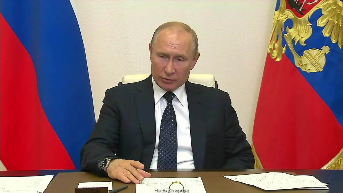 Russia: Putin criticises government for unclear coronavirus bonus system