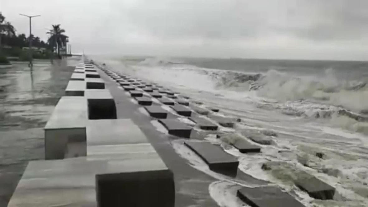 India: Cyclone Amphal makes landfall in Bay of Bengal