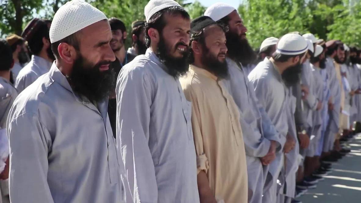 أفغانستان: الإفراج عن المئات من سجناء طالبان وسط استمرار وقف إطلاق النار