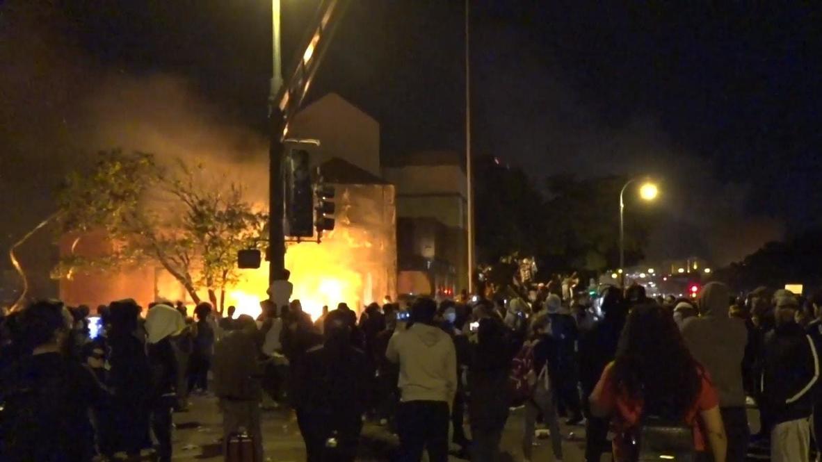 EE. UU.: Caos en Mineápolis durante la tercera noche de protestas por la muerte de George Floyd