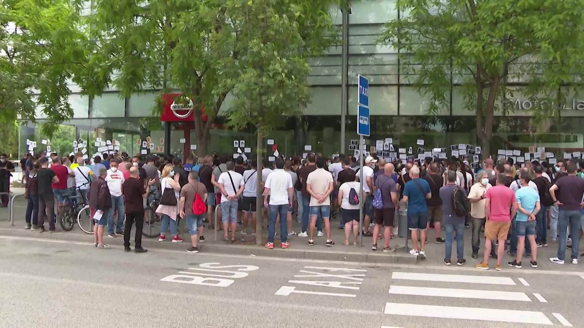 España: Continúan las protestas de trabajadores de Nissan en contra del cierre de la planta en Barcelona