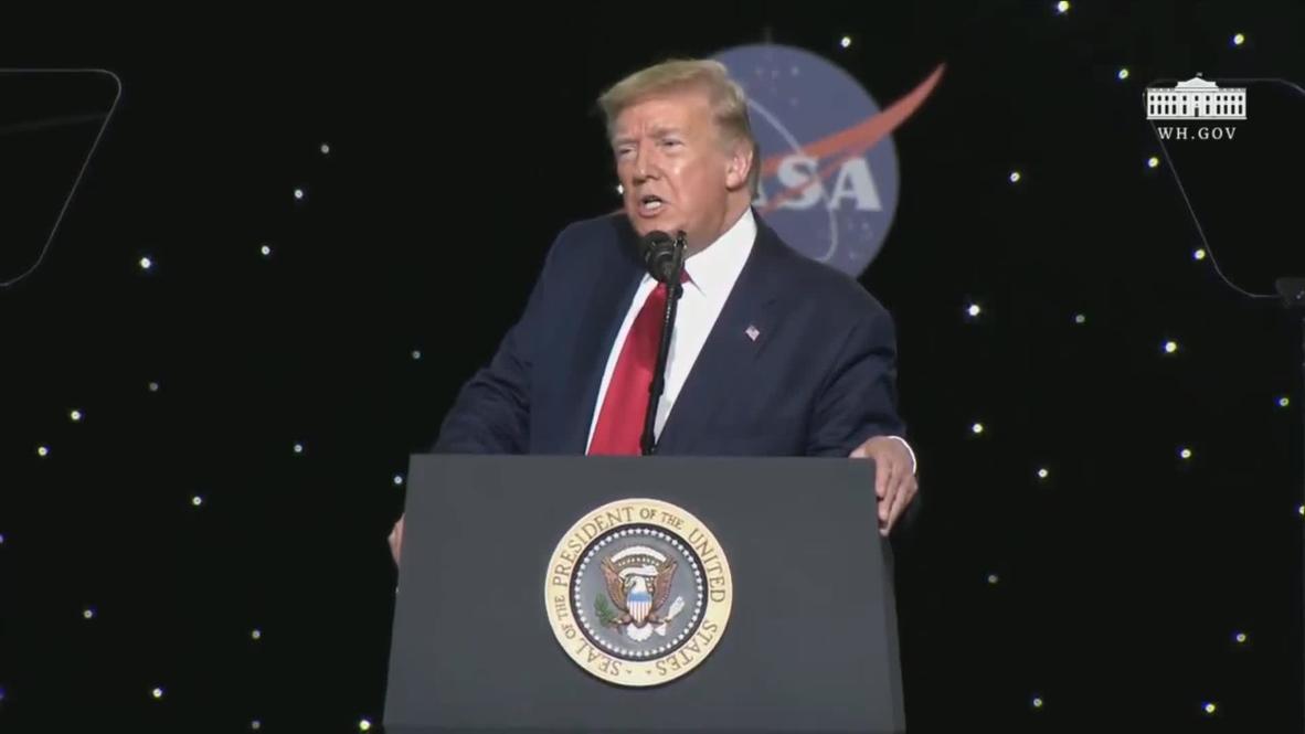 EE.UU.: Trump promete "detener la violencia callejera" mientras continúan las protestas por la muerte de Floyd