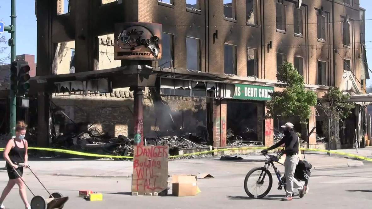 EE.UU.: Incendian el club nocturno donde Floyd y su presunto asesino trabajaron juntos en Mineápolis