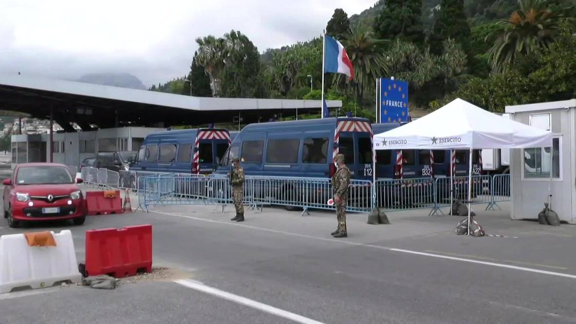 Italia: Vehículos entran al país desde Francia tras la reapertura de las fronteras para visitantes de la UE