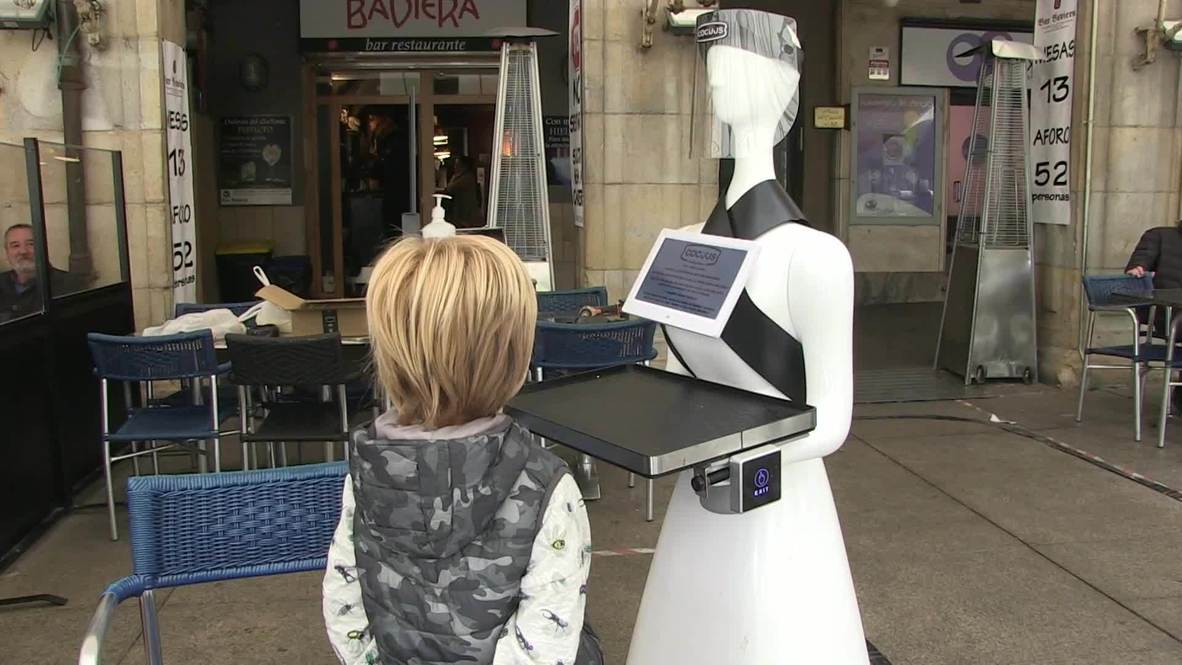 Pamplona bar uses robot ‘waiter’ to serve customers and prevent spread of COVID-19