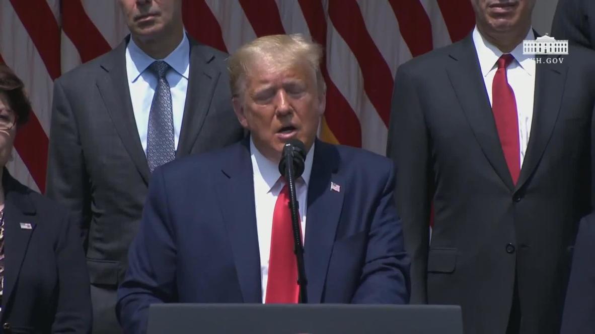 USA: Trump dodges questions on racism, praises 'strong' economy