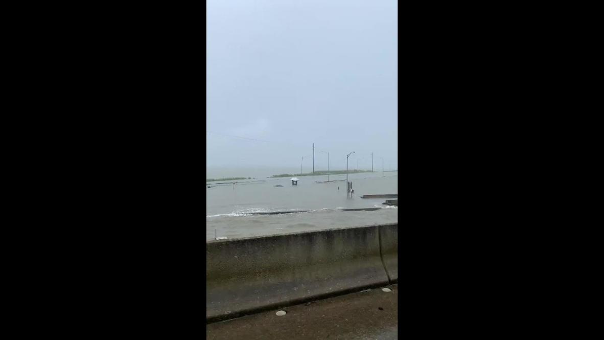 USA: Tropical storm Cristobal brings strong winds, flooding to Alabama coast