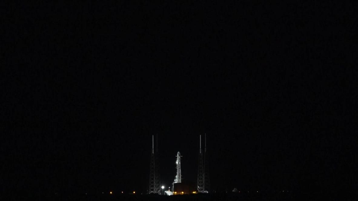 США: SpaceX Илона Маска запустила ракету-носитель Falcon 9 с 58 спутниками Starlink