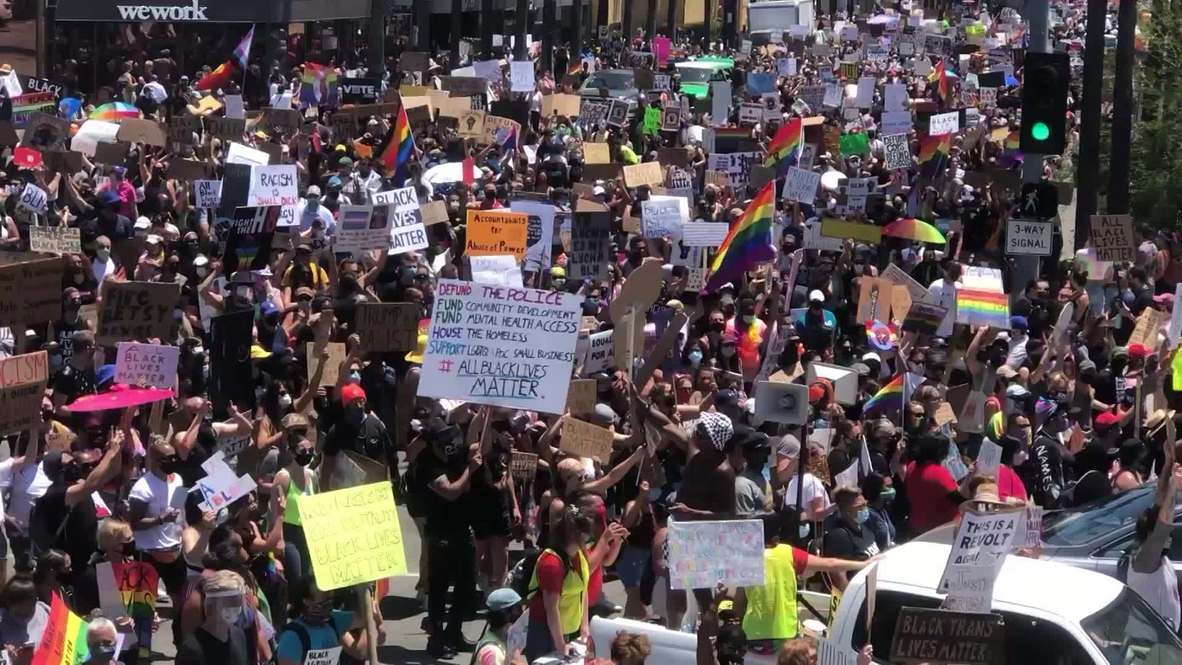USA: LGBT activists join BLM protesters for Los Angeles march against racism
